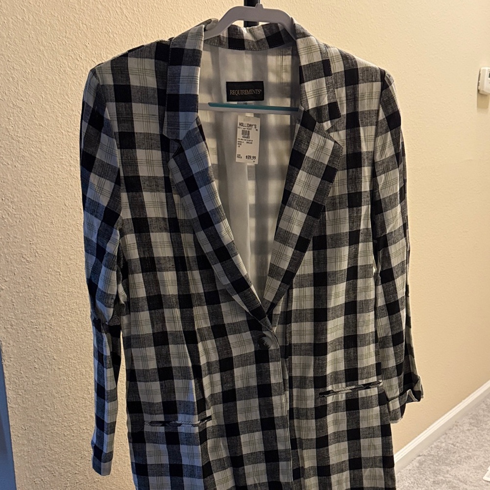 #174. Monochrome Plaid Blazer